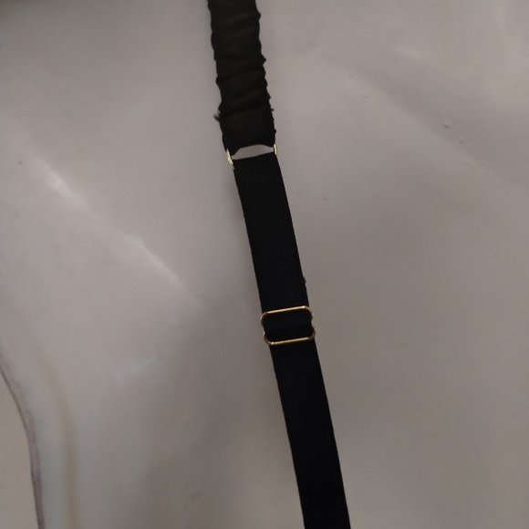 Guoeappa (34D) Lace Underwire Bra - Picture 5 of 8